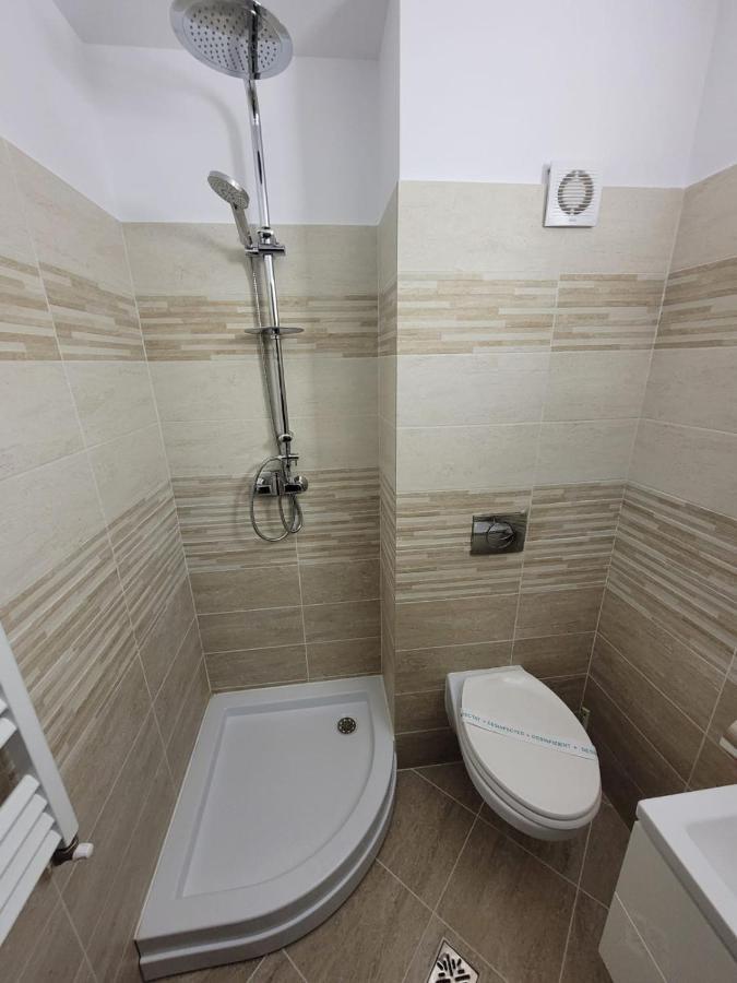 Cazare Bloc Nou Ultracentral Ramnicu Valcea Ngoại thất bức ảnh