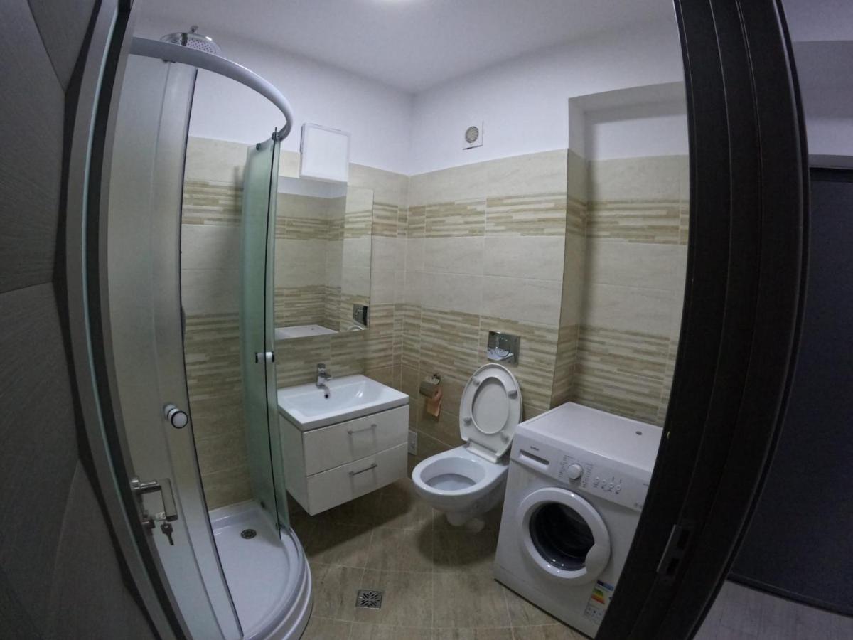 Cazare Bloc Nou Ultracentral Ramnicu Valcea Ngoại thất bức ảnh