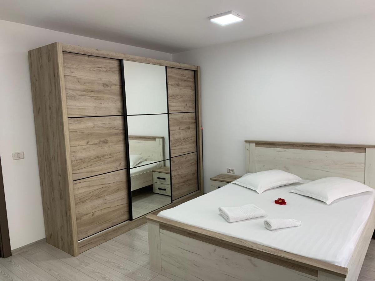 Cazare Bloc Nou Ultracentral Ramnicu Valcea Ngoại thất bức ảnh